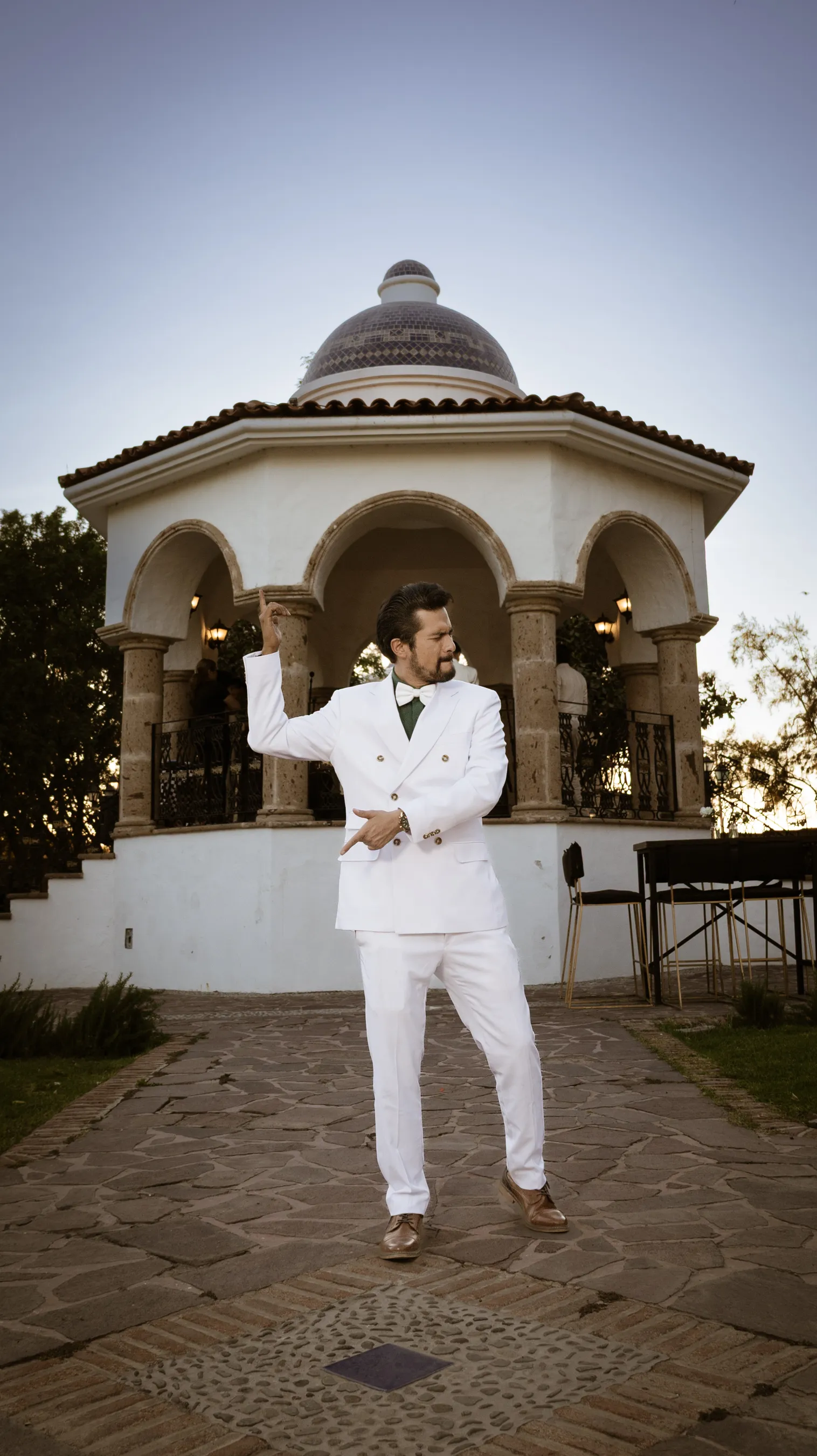 Bilingual wedding MC hosting destination wedding reception